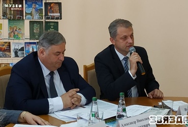 Круглы стол з удзелам пісьменнікаў з 10 краін прайшоў у Бялынічах