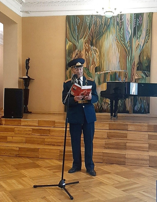 «Мужнасць. Памяць. Перамога». Гродзенскія паэты выступілі ў канцэртнай праграме да 80-годдзя вызвалення Беларусі