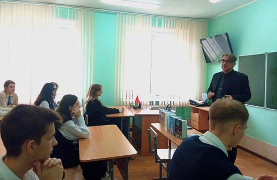 Паэт, публіцыст Дзмітрый Радзівончык прысвяціў сваю творчую сустрэчу 90-годдзю ўтварэння СПБ