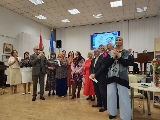 “Зноў паверылі верасню…”