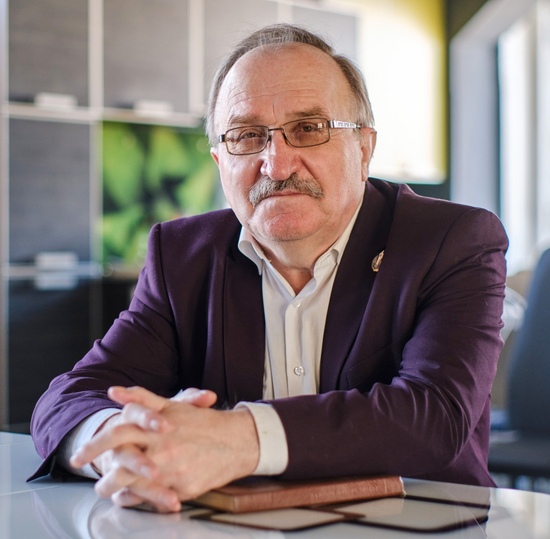 25 студзеня святкуе 70-годдзе  Анатоль Бярнацкі