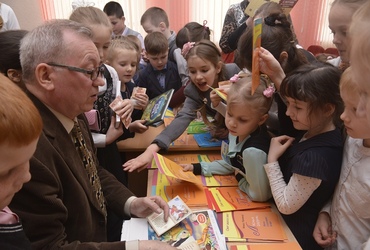 Творчая сустрэча з юнымі чытачамі гімназіі