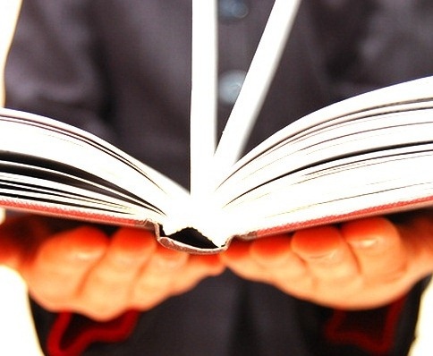 Как издать свою книгу в России?