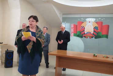 Радкі, гатовыя ўзляцець…