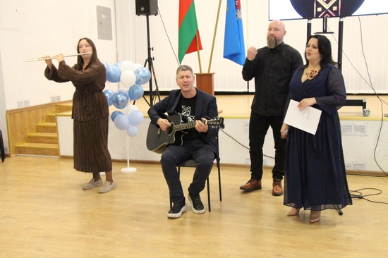 Усё бярэ пачатак у любові